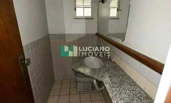 Imagem 7: Casa Ampla e Completa no Bairro Santa Mônica Espaço, Conforto e Lazer!