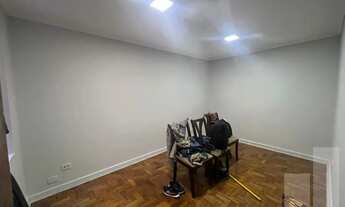 Imagem 7: Casa comercial de 3 andares, com recepção, 6 salas e 1 vaga - Higienópolis