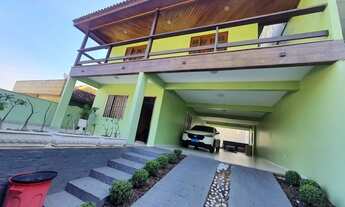 Imagem 2: Fantástica Casa Frente de Rua e Totalmente Independente 3 Quartos, 6 Vagas, Piscina Ac Car