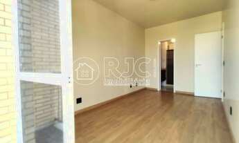 Imagem 7: Imóvel para venda possui 92 metros quadrados com 3 quartos em Vila Isabel - Rio de Janeiro