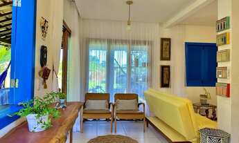 Imagem 4: Seu refúgio entre o mar e o verde. Casa acolhedora na Península de Maraú