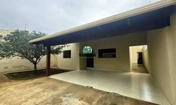 Imagem 3: Excelente casa com Piscina para locação no Bairro Bela Vista !