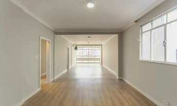 Imagem 2: Apartamento Modernizado de 161 m² no Edifício Samoa 3 Quartos, Suíte e Vista Privilegiada