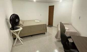 Imagem 4: Casa Ampla e Sofisticada com 4 suítes e piscina disponível para locação