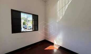 Imagem 2: Casa com 2 dormitórios para alugar, 80 m² por R$ 800,00/mês - Centro - Jaú/SP