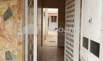 Imagem 6: Duas casas no mesmo terreno em Realengo na rua Anadia