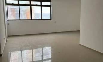 Imagem 2: Apartamento para venda, 70m², 2 quartos (sendo 1 suíte), em Boa Viagem, Recife-PE