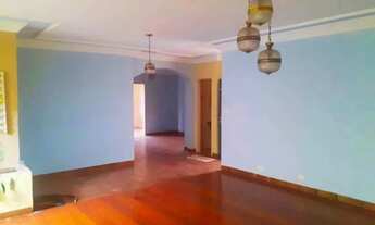 Imagem: Casa com 4 Quarto(s) e 5 banheiro(s) para