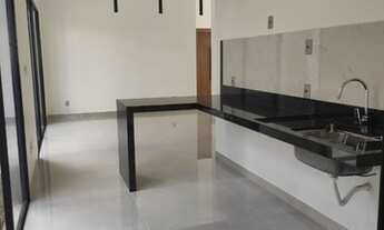 Imagem 5: Linda casa linear no Vale dos Cristais