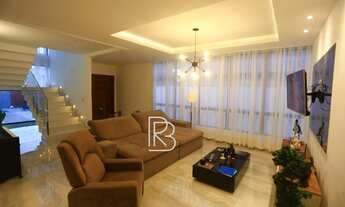 Imagem 2: Casa para venda possui 257 metros quadrados com 3 quartos em Praia Mar - Rio das Ostras