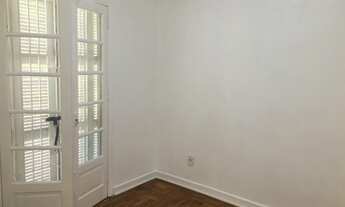 Imagem 5: Sobrado para aluguel e venda possui 240 metros quadrados com 3 quartos