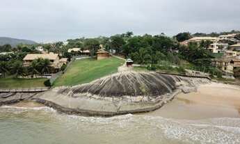 Imagem: Lote de frente para o mar em Aldeia da Praia