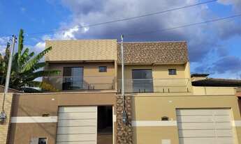 Imagem 2: Sobrado para venda possui 150 metros quadrados com 3 quartos em Jardim Novo Mundo - Goiâni