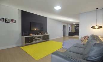 Imagem 3: Casa para venda possui 205 metros quadrados com 3 quartos em Estância Itaguaí - Caldas Nov