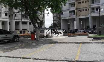 Imagem 2: Alugo Apartamento, 2 dormitórios para alugar, por R$ 1.300/mês - Várzea - Recife/PE