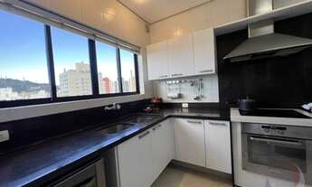 Imagem 7: Cobertura para venda possui 212 metros quadrados com 4 quartos em Centro - Florianópolis