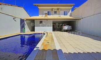 Imagem 2: CASA com piscina e 3 quartos em Peruíbe, no bairro Jardim Três Marias