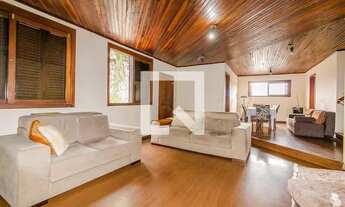 Imagem 2: Casa para Aluguel - Cristal , 5 Quartos, 250 m2