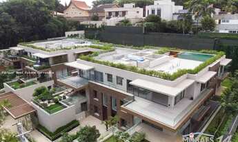 Imagem 6: Apartamento para Venda em São Paulo, Alto de Pinheiros, 5 dormitórios, 5 suítes, 6 banheir