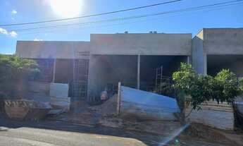 Imagem 2: Ultimas unidades de Galerias em Avenida movimentada