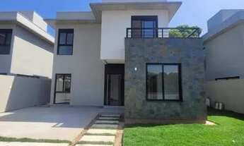 Imagem 4: Casa Alto Padrão para Venda em Florianópolis, Campeche, 4 dormitórios, 1 suíte, 3 banheiro