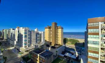 Imagem 4: Sacada de frente para o mar. Totalmente mobiliado e pronto. B. Navegantes