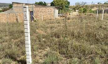 Imagem 2: Excelente lote Condomínio Estância dos Ipês Jardim Botânico