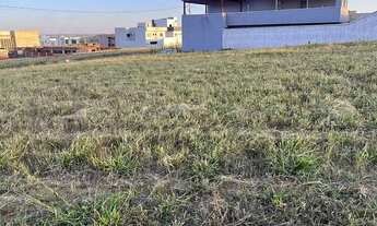 Imagem 2: LOTE 540 Metros de Esquina - Jardim de Versailles