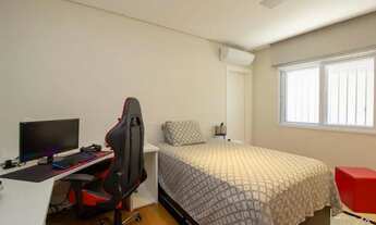 Imagem 5: Casa com 4 suítes, Piscina aquecida (climatização da piscina solar) Mini quadra poliesport