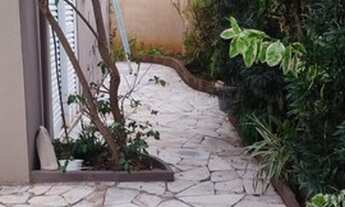 Imagem 7: Casa de condomínio térrea para aluguel tem 205 metros quadrados com 3 quartos