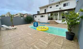 Imagem 2: Casa com 04 dormitórios no bairro Itaguaçu, em Florianópolis