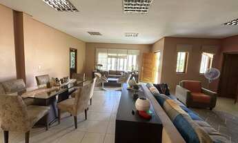 Imagem: Casa venda possui 400 metros quadrados com