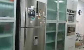 Imagem 6: Casa para venda tem 380 metros quadrados com 4 quartos