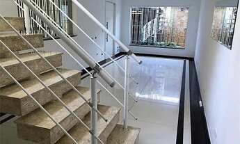 Imagem: Maravilhoso sobrado próximo ao lago dos