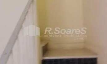 Imagem 5: CASA EM CONDOMÍNIO COM QUATRO QUARTOS NA PRAÇA SECA, RUA ALBAN