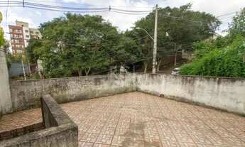 Imagem 4: Casa para Venda - 700m², 4 dormitórios, sendo 1 suites, 3 vagas - Menino Deus