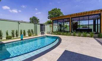 Imagem 3: Casa de alto padrão em Piracicaba no Condomínio Park Campestre I de 316m² de construção