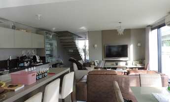 Imagem 6: CASA SOBRADO, com 3 suítes, piscina, em local seguro, Cachoeira do Bom Jesus, Floripa sc