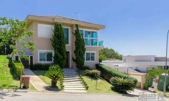 Imagem: Casa em condomínio com 527m², piscina