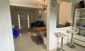 Imagem 3: Cond Cantegril - Excelente casa térrea. 2d, 1 suíte, muito pátio