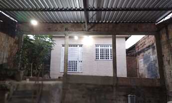 Imagem 2: Aluga se casa bairro novo Aleixo