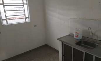 Imagem 2: Alugo uma casa Casa com 1 dormitório