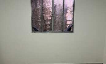 Imagem 5: Aluga-se Casa de 3 Cômodos + banheiro e lavanderia