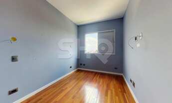 Imagem 5: Apartamento na região do Alto da Lapa com 2 dormitórios sendo 1 suíte, 2 banheiros e 1 vag