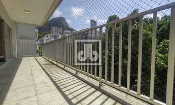 Imagem 2: Apartamento à venda no Leblon desocupado com varanda, 4 quartos sendo 2 suítes copa-cozinh