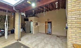 Imagem 6: Você busca um imóvel que une conforto, espaço e potencial de investimento, essa casa no ba