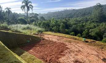 Imagem: Lote pronto para construir, a partir de