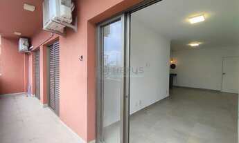 Imagem: Aparatamento reformado com varanda e lazer