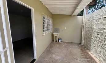 Imagem 2: Casa em Rua que corta a Panambi Vera