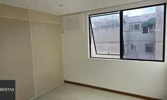 Imagem: Sala a venda no Menino Deus